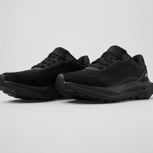 Alo Yoga Black Runner Sneakers Shoes Brand New